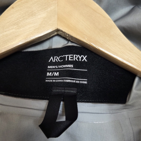 Arc'teryx Gore Tex RUSH Jacket - Picture 8 of 14